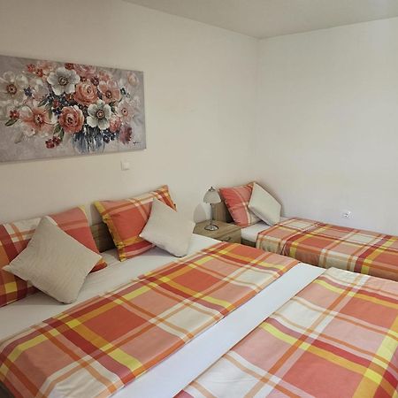 Apartments Kovac Makarska Room photo