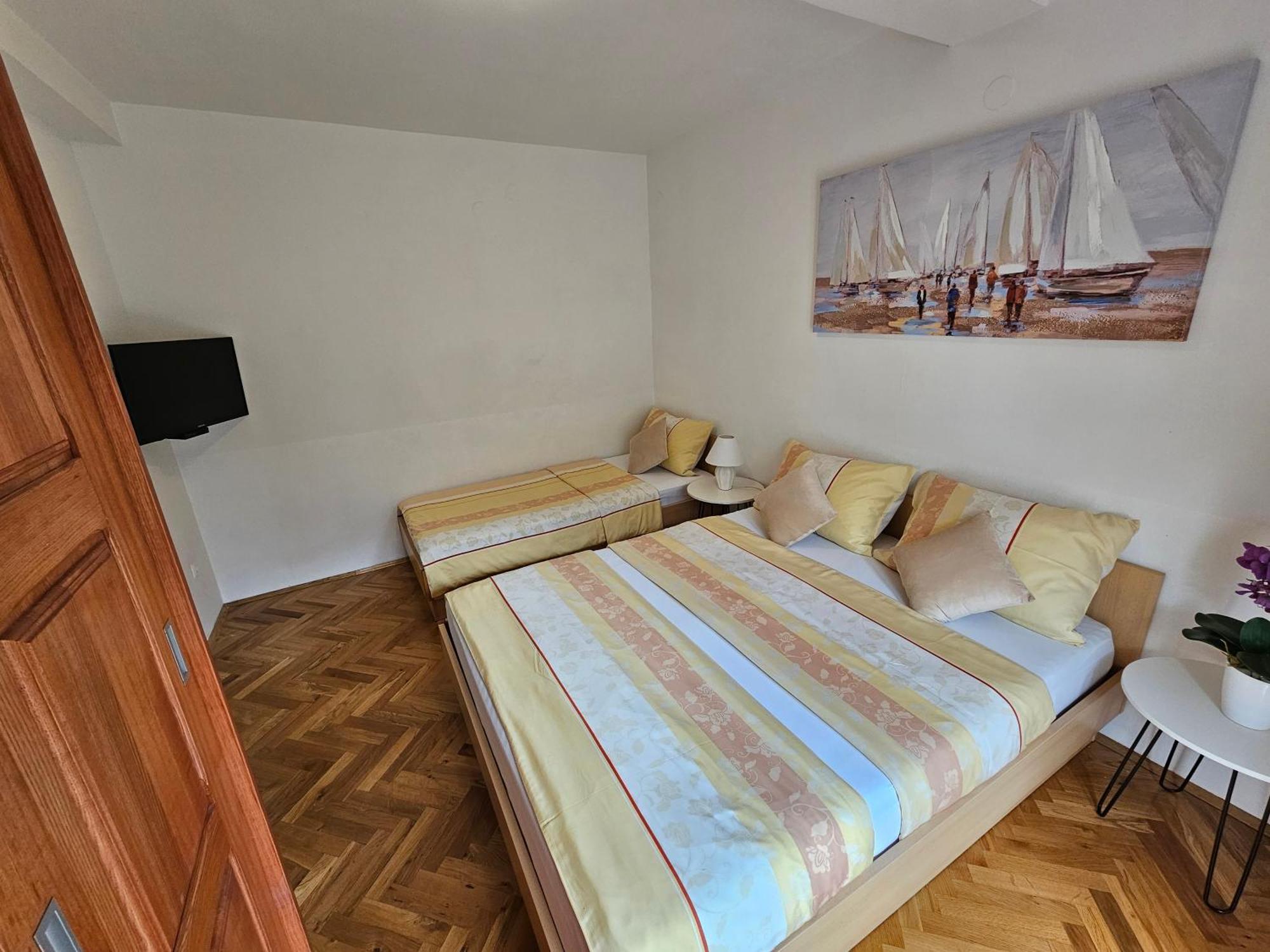 Apartments Kovac Makarska Room photo